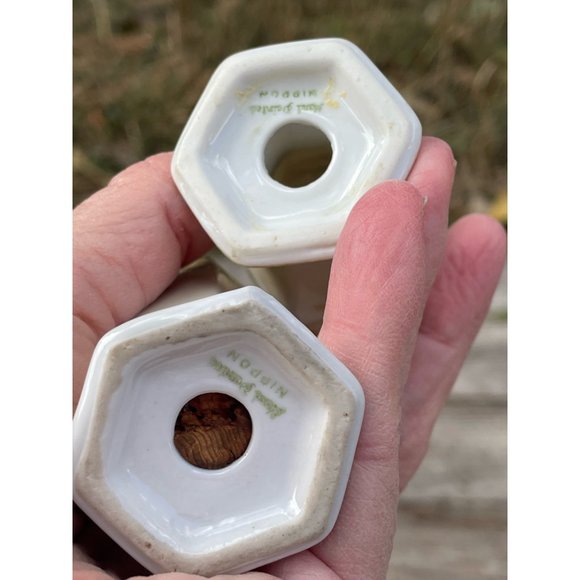 Vintage Hand Painted Nippon Salt & Pepper Shakers Roses - Picture 11 of 11